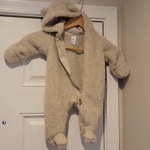 Carter's baby bunting pram